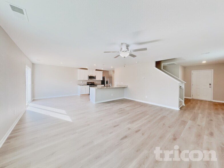 Building Photo - 784 Frosty Way