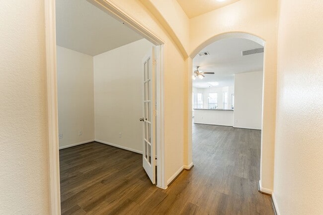 Building Photo - 20219 Weeping Pine Way