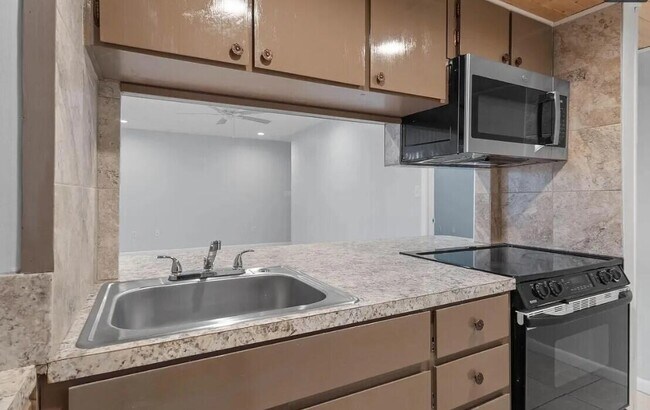 Building Photo - 408 Marshall Ct