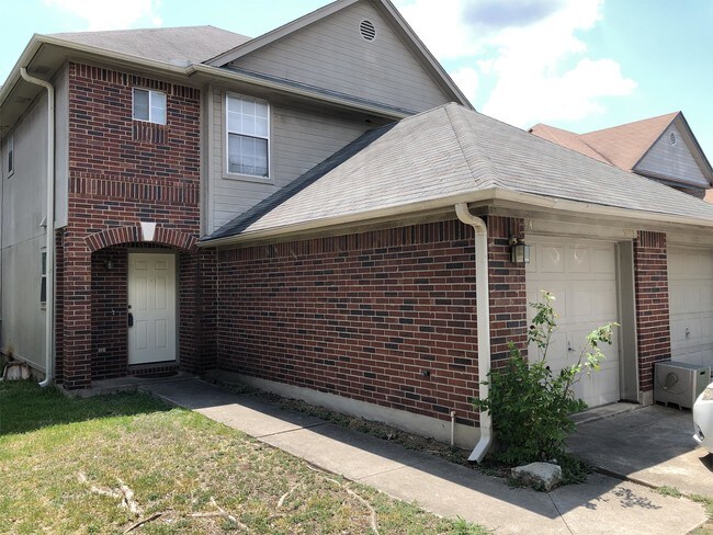 Building Photo - 9709 Sugar Hill Dr