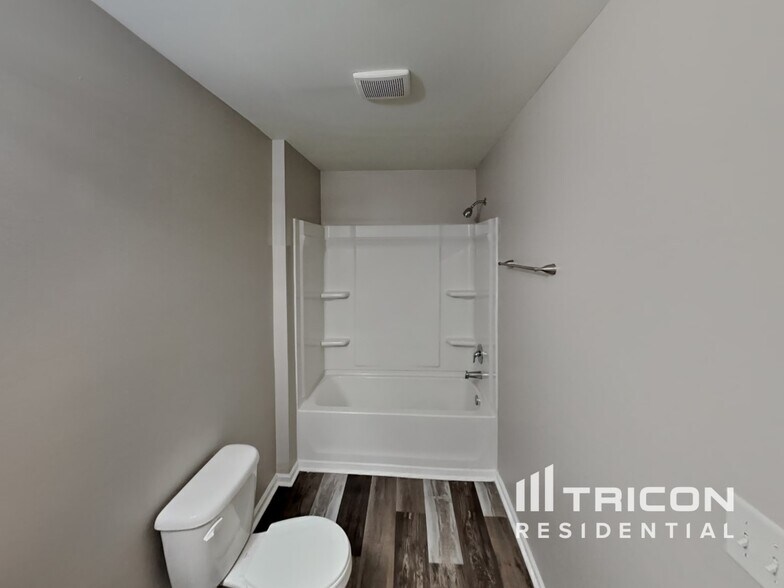 Building Photo - 971 Bitting Hall Cir