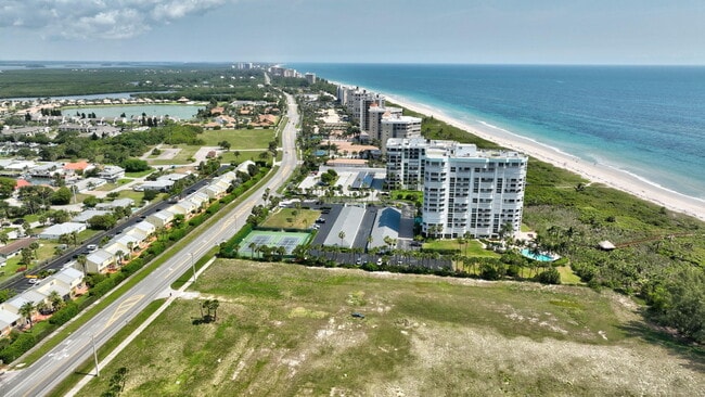 Building Photo - 2707 N Hwy A1A