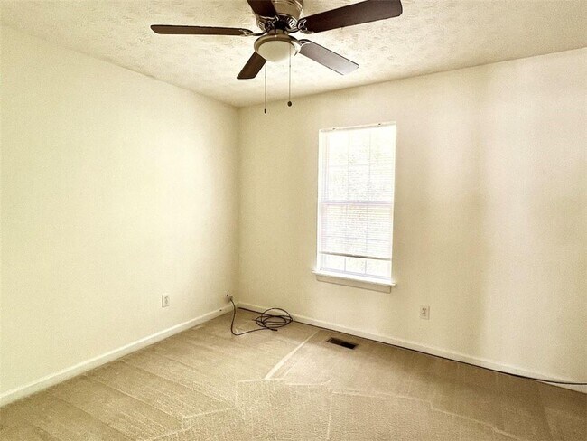 Building Photo - 3663 Willgrove Way