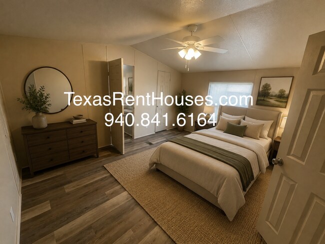 Building Photo - Great Home Available Now!! Furnished or Unfurnished
