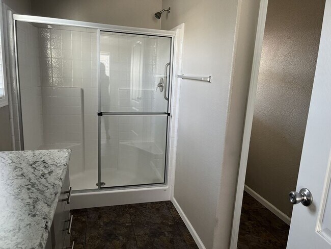 Building Photo - 201 S Greenfield Rd