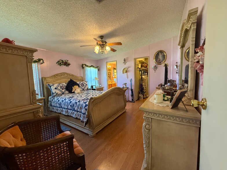 Building Photo - 112 Belle Isle Cir