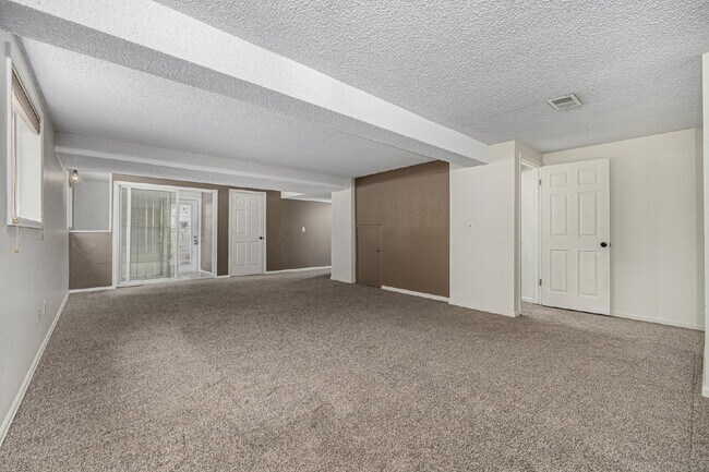 Building Photo - Two-Story home in  Cherry Creek Racquet Cl...