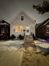 Building Photo - 3945 W 55th Pl