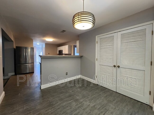 Building Photo - 2085 Winding Crossing Trail