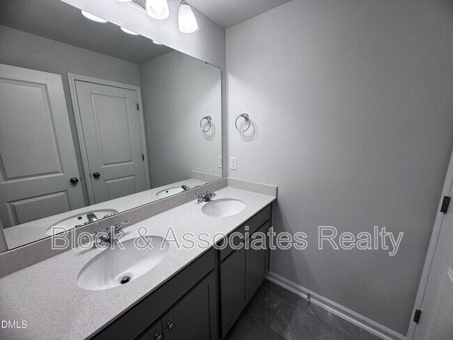Building Photo - 203 Broomside Ave