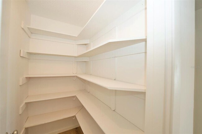 Building Photo - 391 Gulf Breeze Blvd