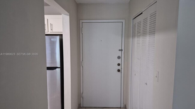 Building Photo - 16950 W Dixie Hwy