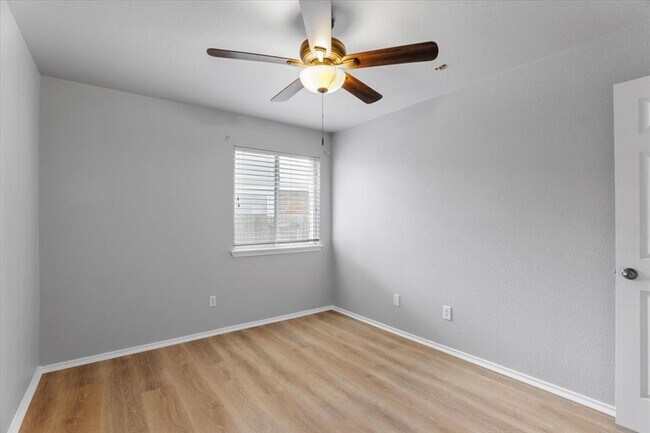 Building Photo - 2539 Pearson Way