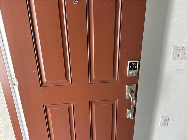 Building Photo - 2946 Canary Ave