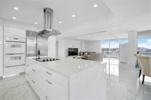 Building Photo - 18645 Turnberry Way