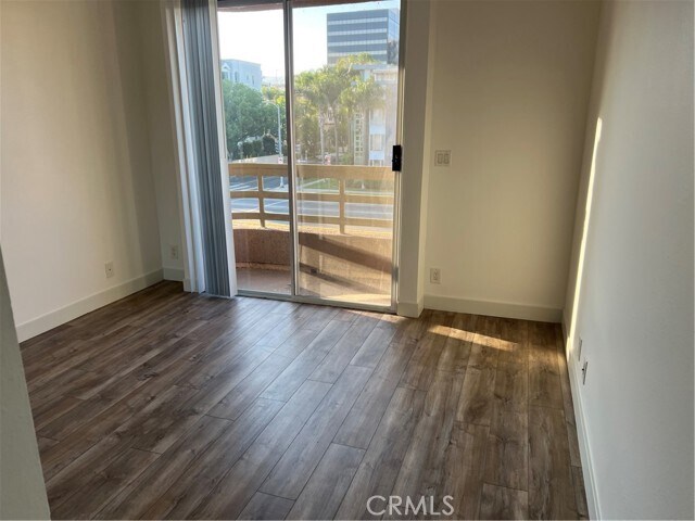 Building Photo - 8614 Burton Way