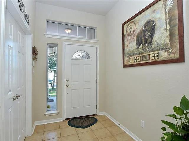 Building Photo - 304 Trophy Ct
