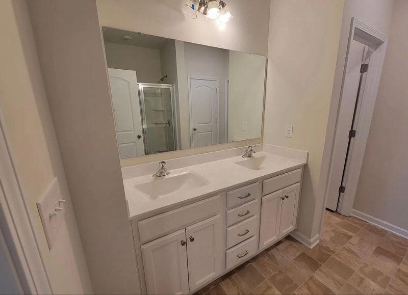 Building Photo - 1007 Maylen Trce