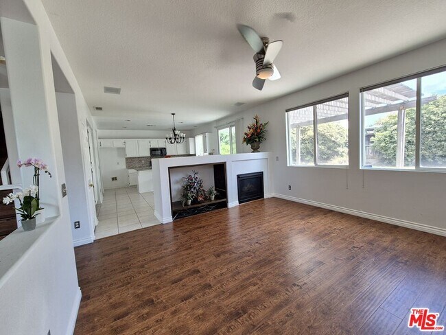 Building Photo - 7637 Pinot Pl