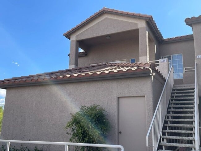 Building Photo - 75 N Valle Verde Dr