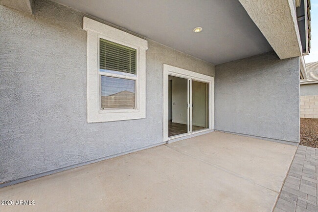 Building Photo - 2760 W Stradling Ave