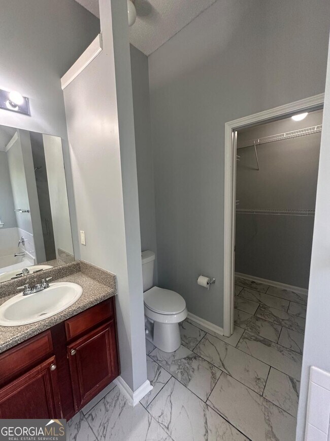 Building Photo - 4935 Notting Glen SW