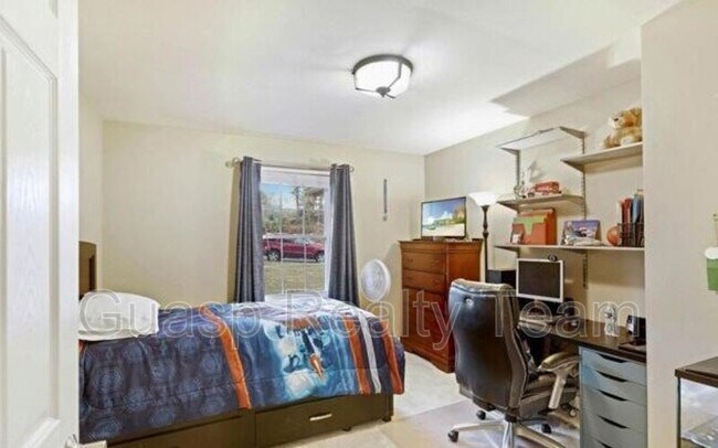 Building Photo - 12326 Willow Woods Dr