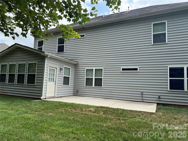 Building Photo - 4200 Cemkey Way