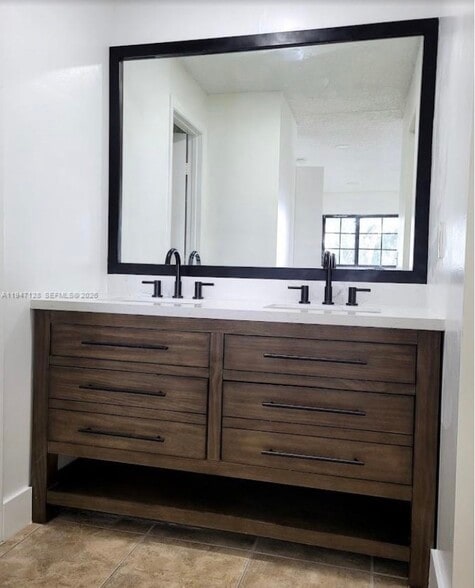 Building Photo - 468 NE 206th Ln