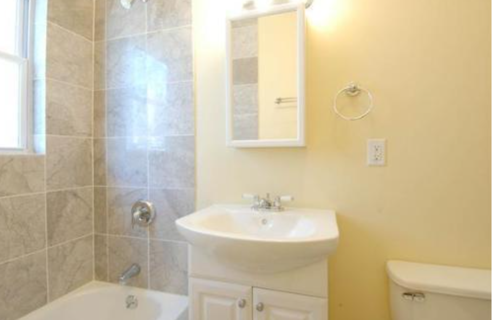 Building Photo - 19 Parker Hill Ave