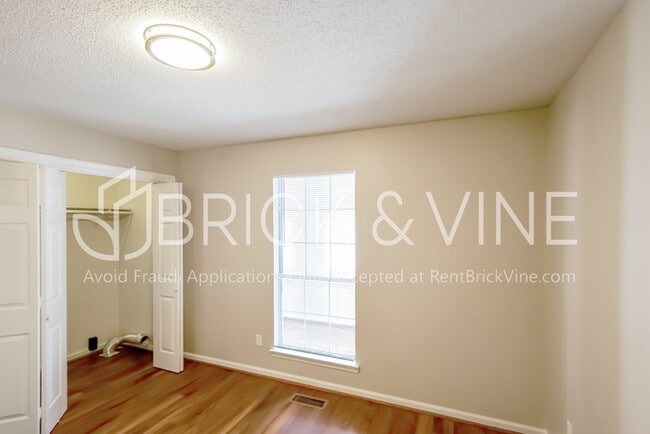 Building Photo - 2818 Avenue G