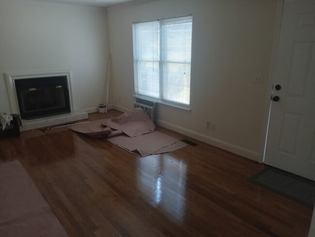 Building Photo - 5510 Hill Ct