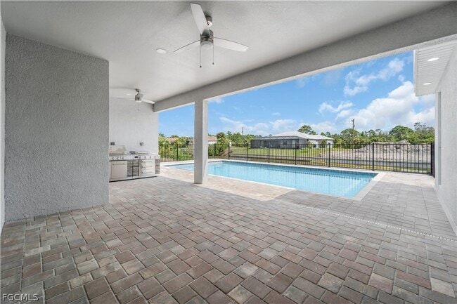 Building Photo - 2721 NW 41st Ave