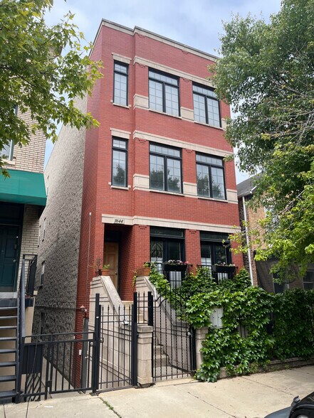 Primary Photo - 1644 W Cullerton St
