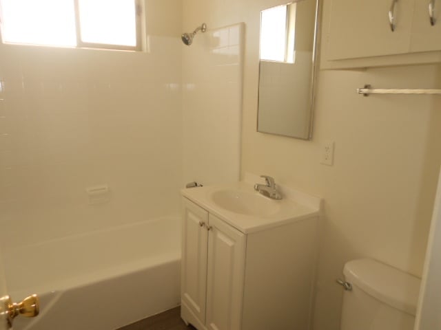 Floorplan - 3721 Midvale Ave