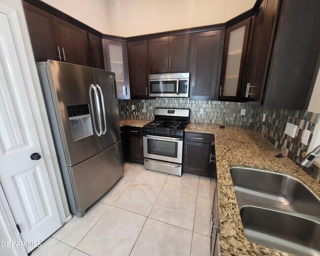 Building Photo - 14753 Ava Leigh