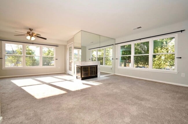 Building Photo - Halethorpe, MD