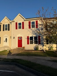 Building Photo - 2004 Fort Pemberton Ct