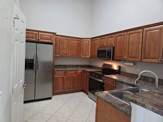 Building Photo - 2304 Palm Key Ct