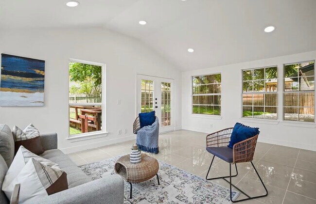 Building Photo - 9414 Mountain Quail Rd
