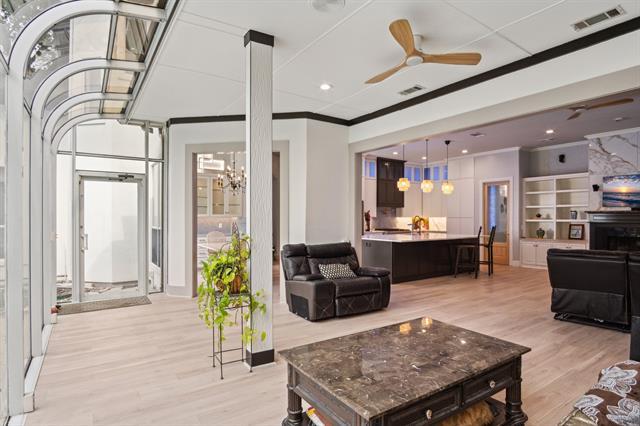 Building Photo - 3700 Watercrest Dr