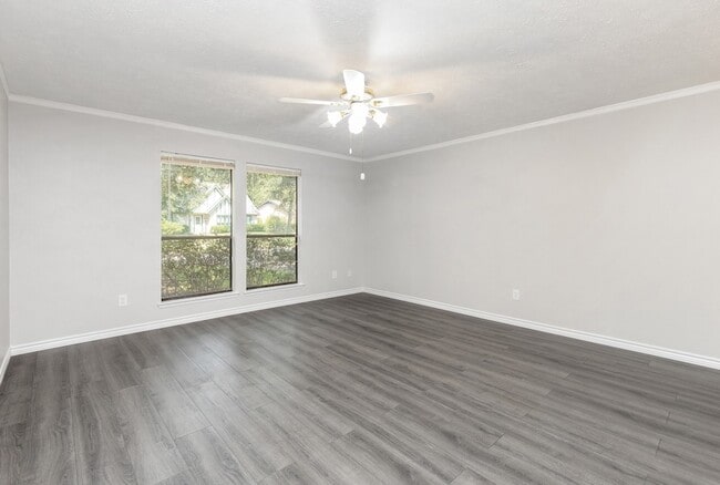 Building Photo - 4011 Flint Creek Dr