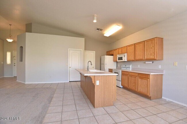 Building Photo - 4560 E Olney Ave
