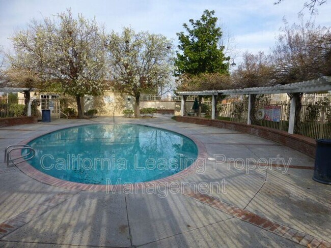 Building Photo - 19849 Sandpiper Pl