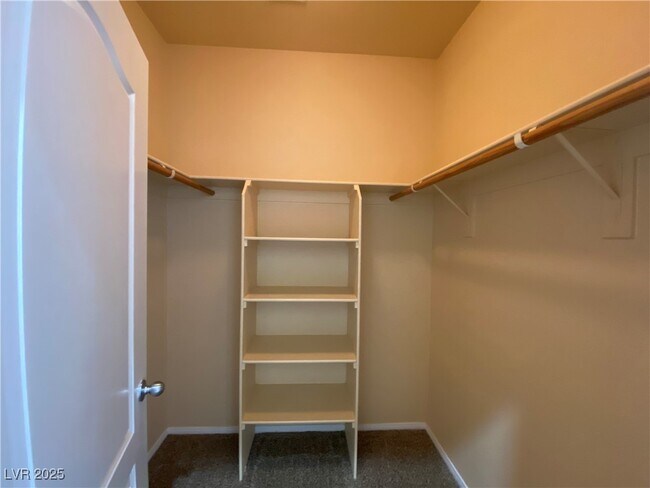 Building Photo - 744 Blue Barrel St