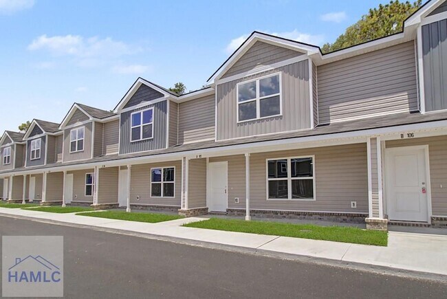 Building Photo - 20-B1 Frasier Ln SW
