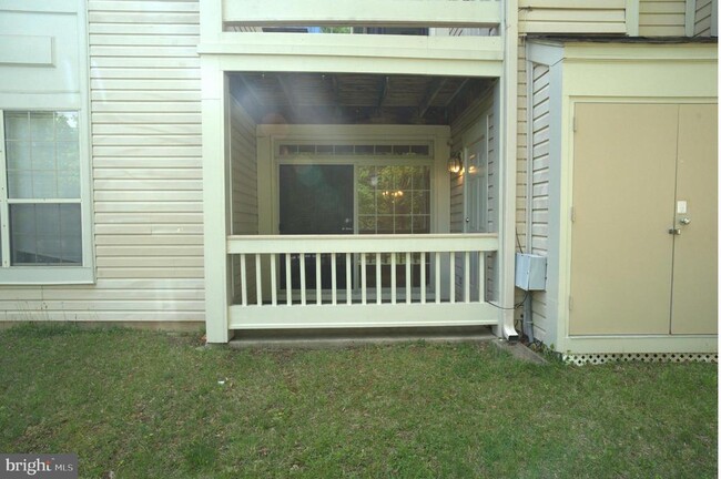 Building Photo - 5909 Barbados Pl