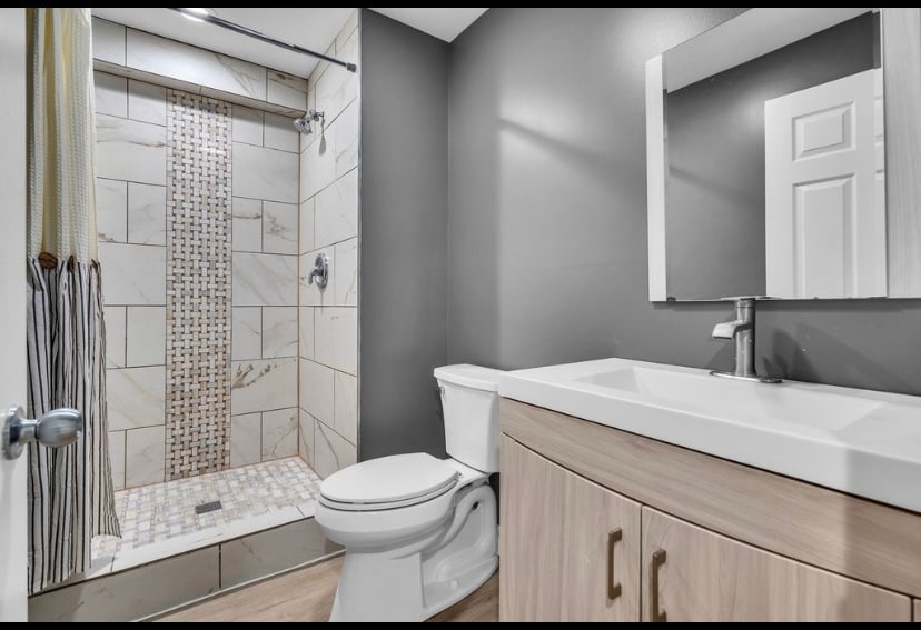 Building Photo - 1549 Revere Cir