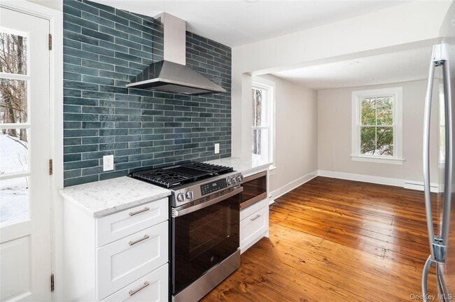 Building Photo - 277 Old Post Rd