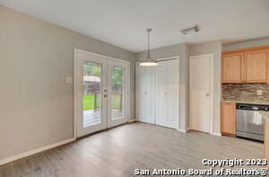 Building Photo - 13614 Larkbrook St